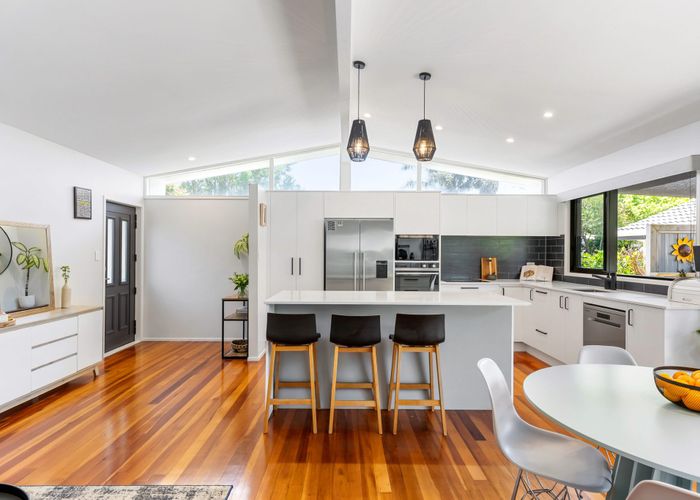  at 30 Fairdale Place, Birkdale, North Shore City, Auckland