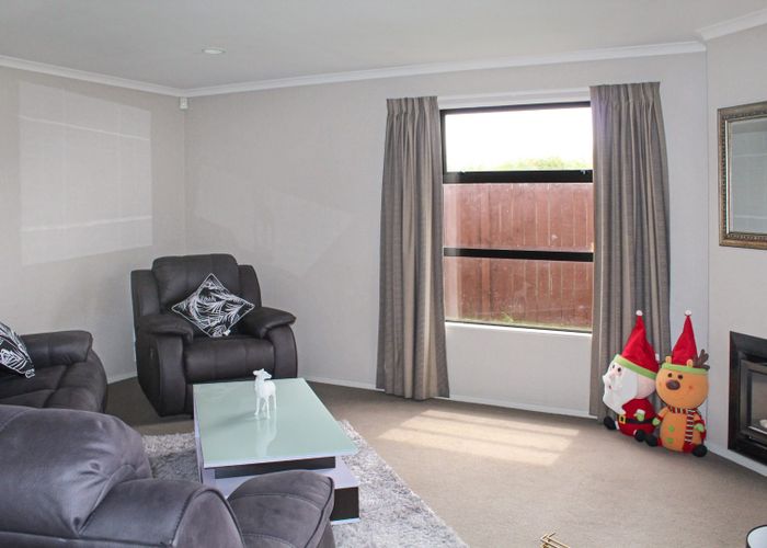  at 33A Rosalie Terrace, Kelvin Grove, Palmerston North, Manawatu / Whanganui