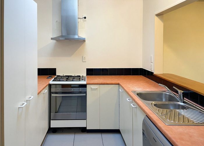  at 223 Ferry Road, Waltham, Christchurch City, Canterbury