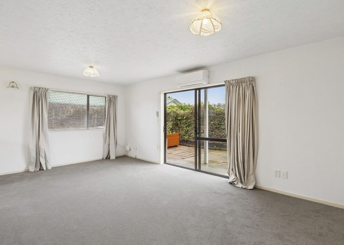  at 27D Oxford Street, South Dunedin, Dunedin, Otago