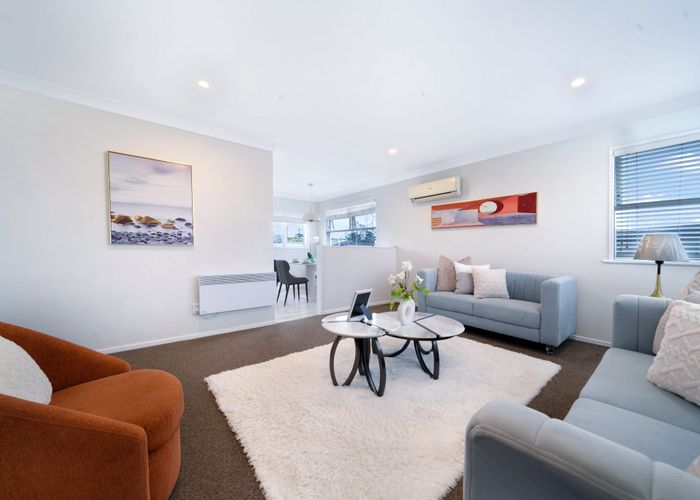  at 102 Tirimoana Road, Te Atatu South, Waitakere City, Auckland