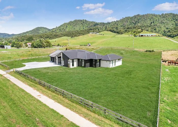  at 15 Kaikomako Drive, Huntly