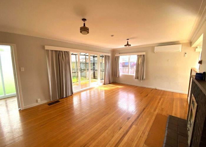  at 8A Woolfield Road, Papatoetoe, Manukau City, Auckland