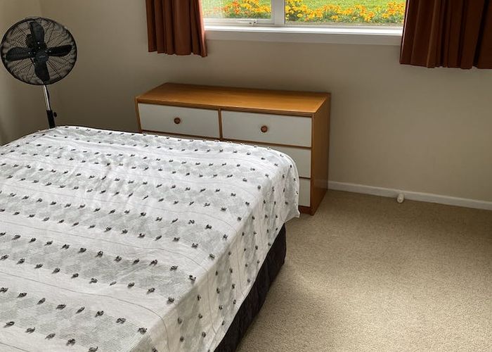  at 2 Tercel Place, Sunnyhills, Auckland