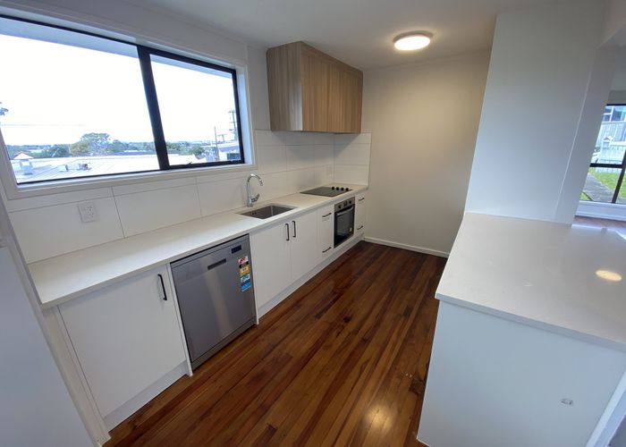  at 2 McCracken Road, Mount Wellington, Auckland