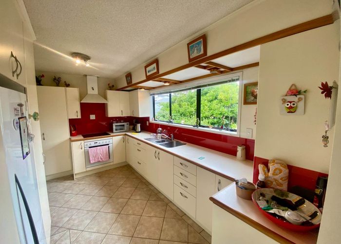  at 43 Kinross Street, Blockhouse Bay, Auckland