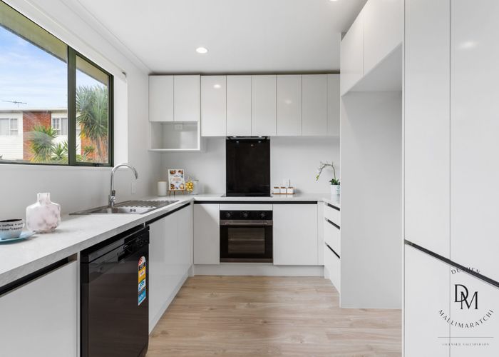  at 25 Piriti Place, Weymouth, Auckland