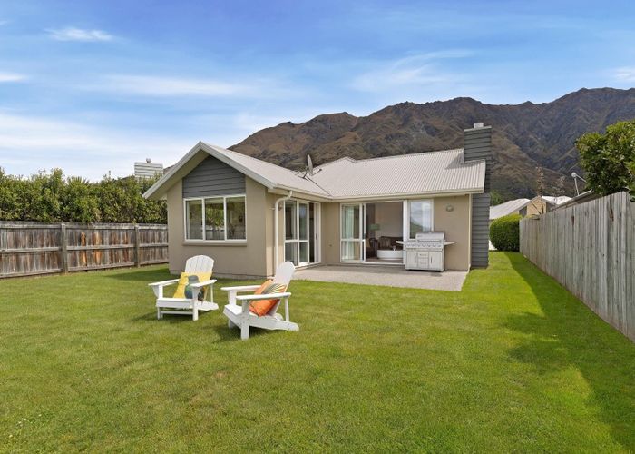  at 9 Sew Hoy LANE, ARTHURS POINT, QUEENSTOWN