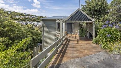  at 28 Hudson Street, Island Bay, Wellington