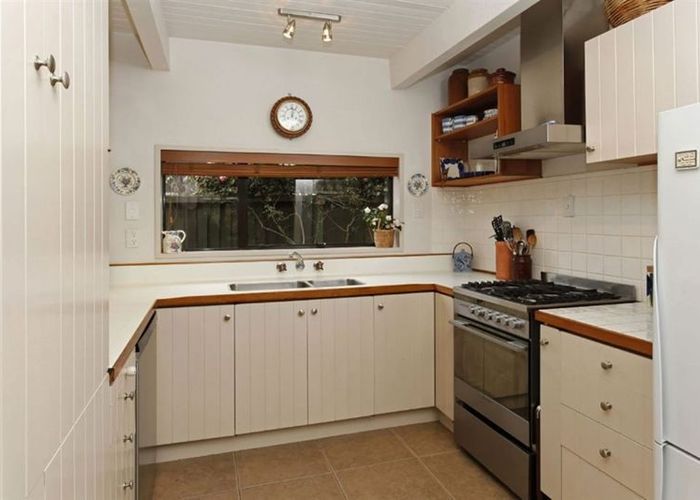  at Lorraine/43 Camberwell Place, Avonhead, Christchurch City, Canterbury