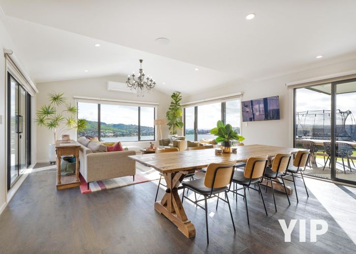  at 10 Okupe Grove, Aotea, Porirua, Wellington