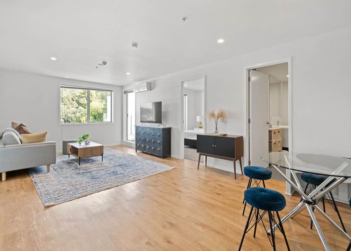  at 411/25 Bute Road, Browns Bay, North Shore City, Auckland