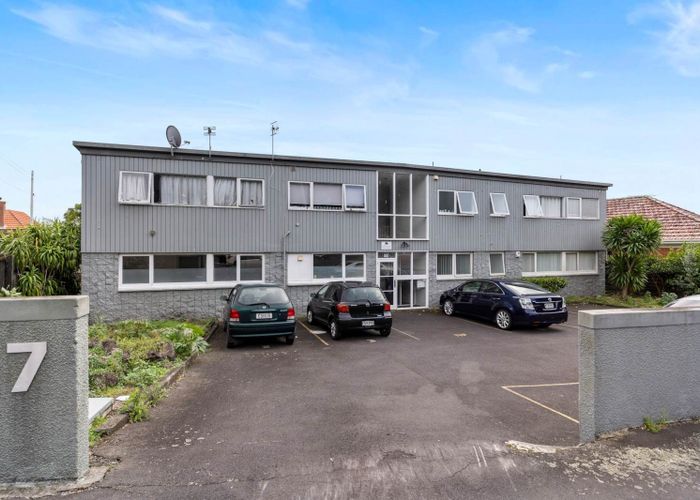  at 1/277 Mt Eden Road, Mount Eden, Auckland City, Auckland