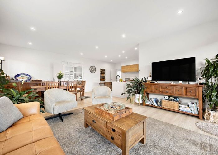  at 63 Angiangi Crescent, Beachlands, Manukau City, Auckland