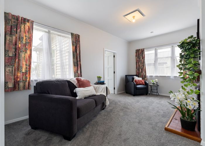  at 49 Ihle Street, Terrace End, Palmerston North, Manawatu / Whanganui