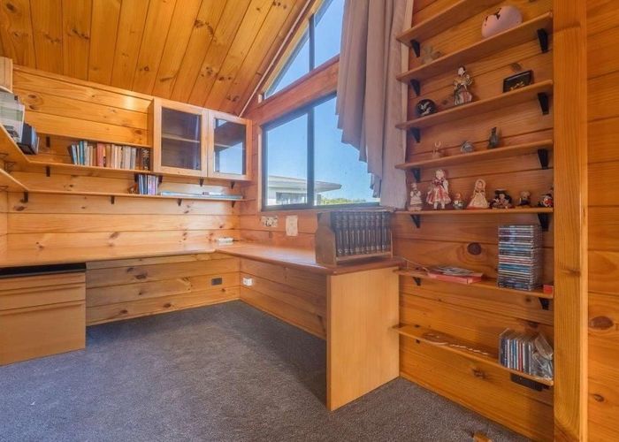  at 6 Frimley Terrace, Waikanae Beach, Waikanae