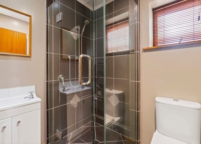  at 88 Sturges Rd, Henderson, Waitakere City, Auckland