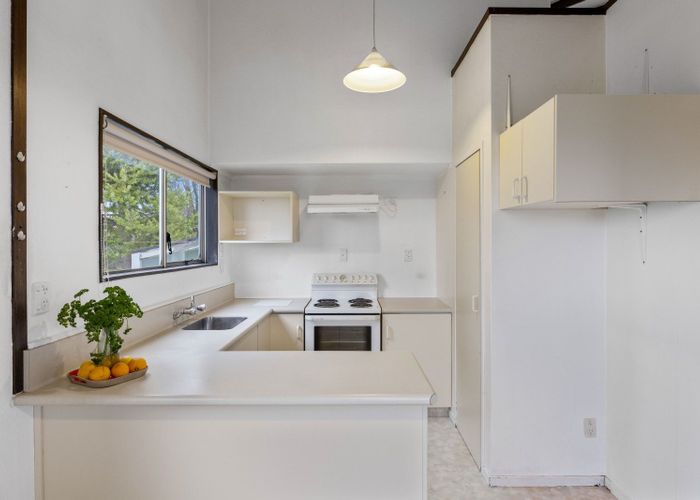  at 4 Battersea Place, Richmond Heights, Taupo