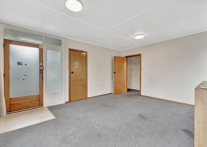  at 21 - 23 Ealing Street, Redwood, Christchurch City, Canterbury