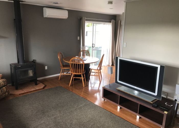  at 3 Celeste Place, Totara Vale, North Shore City, Auckland