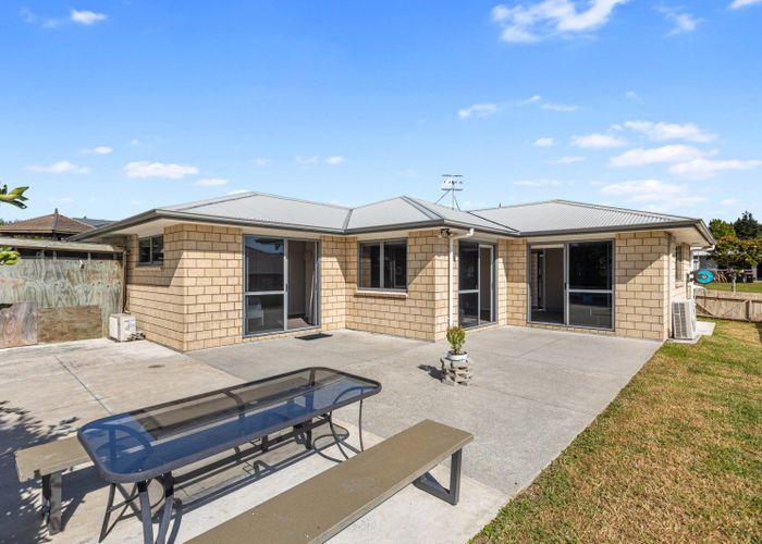  at 42 Fairfax Crescent, Pyes Pa, Tauranga, Bay Of Plenty