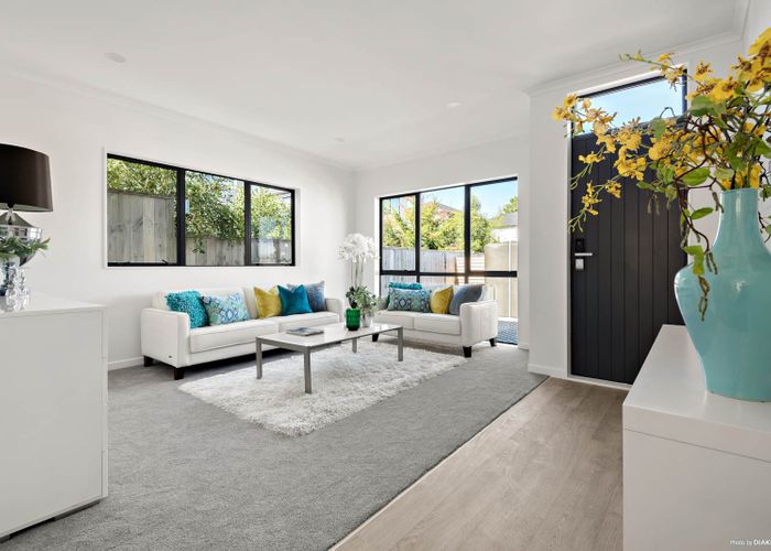  at 12 Arorangi Rise, Te Atatu Peninsula, Auckland