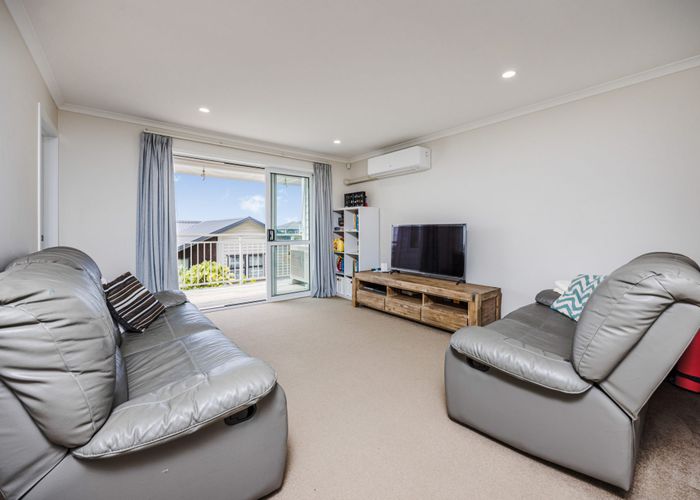  at 94 Arrowsmith Drive, Flat Bush, Auckland