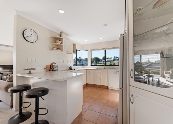  at 6 Oteki Park Drive, Welcome Bay, Tauranga, Bay Of Plenty