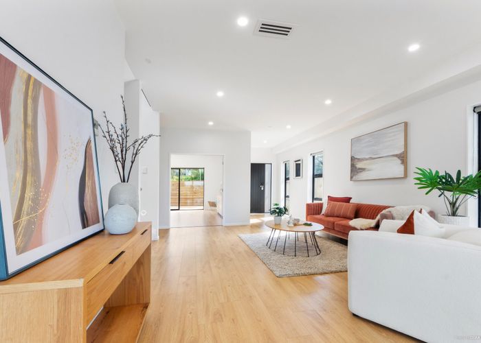  at 50C Lyons Avenue, Murrays Bay, Auckland