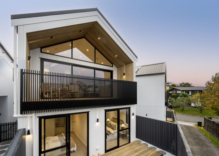  at 15B Kiri Place, Mairangi Bay, North Shore City, Auckland