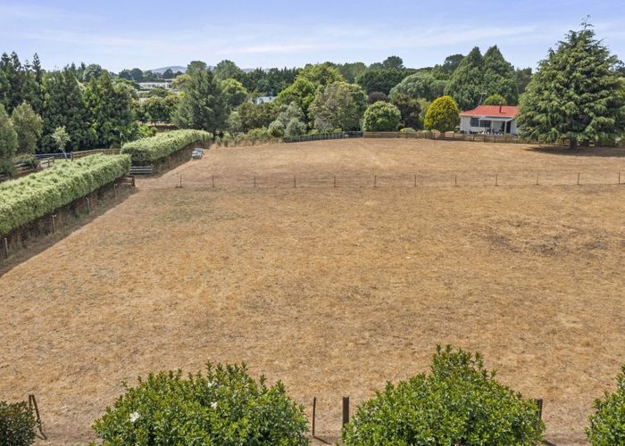  at 1/25 Lowe Road, Tamahere, Hamilton