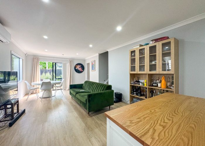  at 9c Sari Place, Massey, Waitakere City, Auckland