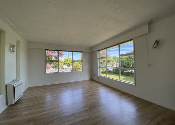  at 2/132 Roydvale Avenue, Burnside, Christchurch