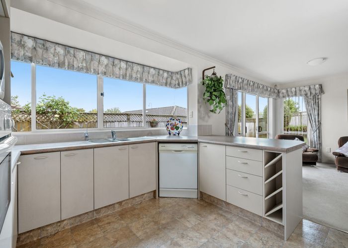 at 9 Huntington Drive, Huntington park, Auckland