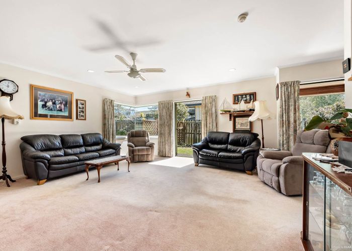  at 142B Astley Avenue, New Lynn, Auckland