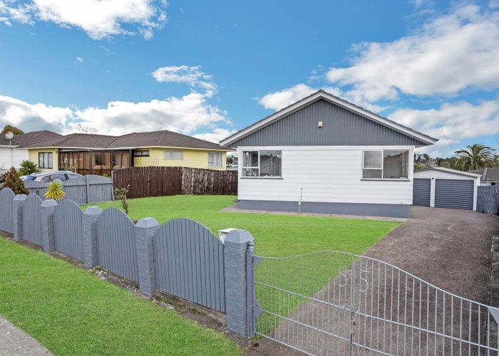  at 55 Alabaster Drive, Papatoetoe, Manukau City, Auckland