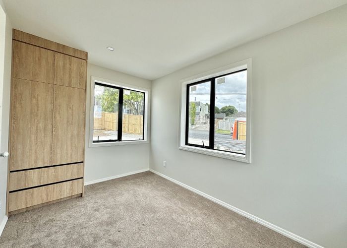  at 66 Court Crescent, Panmure, Auckland