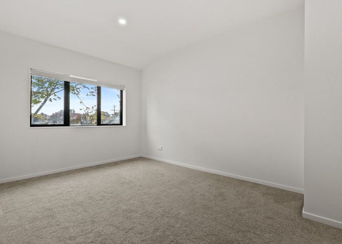  at 13C Edinburgh Avenue, Rosehill, Papakura, Auckland