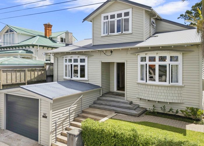  at 142 Queen Street, Northcote Point, North Shore City, Auckland
