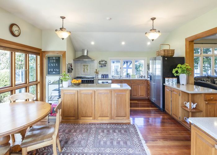  at 39 Holly Road, Merivale, Christchurch City, Canterbury