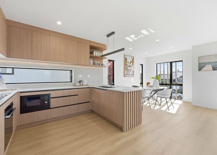  at 8 Stanley Avenue, Milford, North Shore City, Auckland