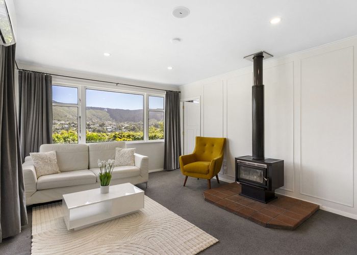  at 39 Taylor Terrace, Tawa, Wellington, Wellington