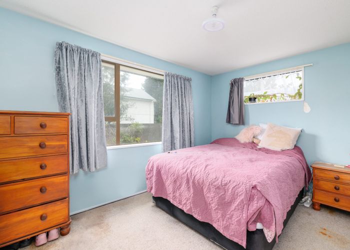  at 2 Farm Lane, Parklands, Christchurch