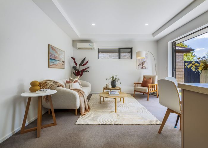  at 2/23 Cutts Road, Russley, Christchurch City, Canterbury