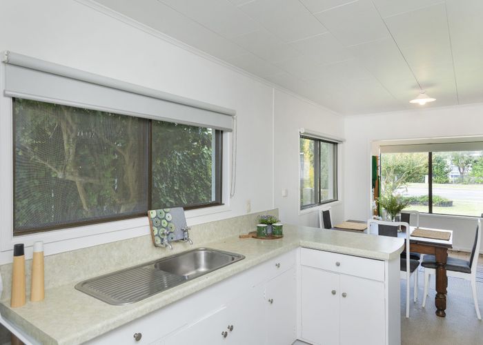  at 323 Stout Street, Riverdale, Gisborne