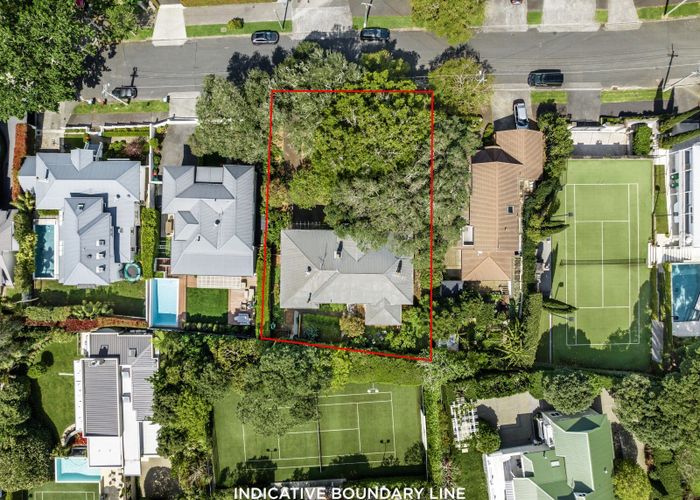  at 18 Westbourne Road, Remuera, Auckland