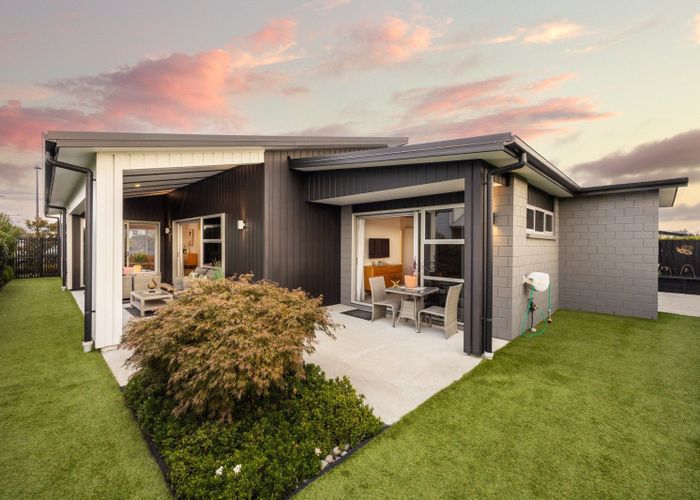  at 35 Capper Crescent, Chartwell, Hamilton