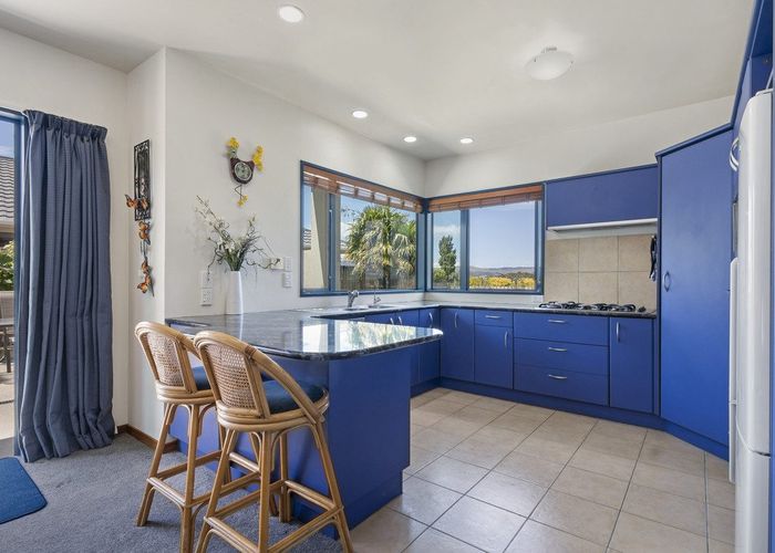  at 55 Royal Oak Drive, Kelvin Grove, Palmerston North