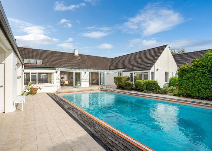  at 11 McBreen Avenue, Northcote, Auckland