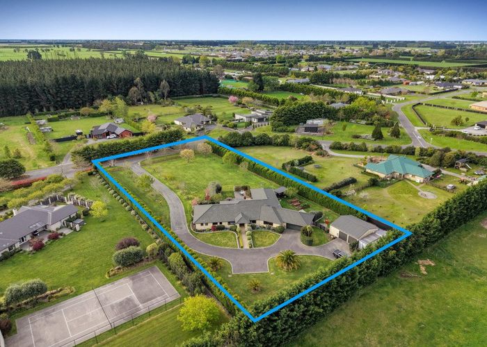  at 8 Devine Drive, Christchurch